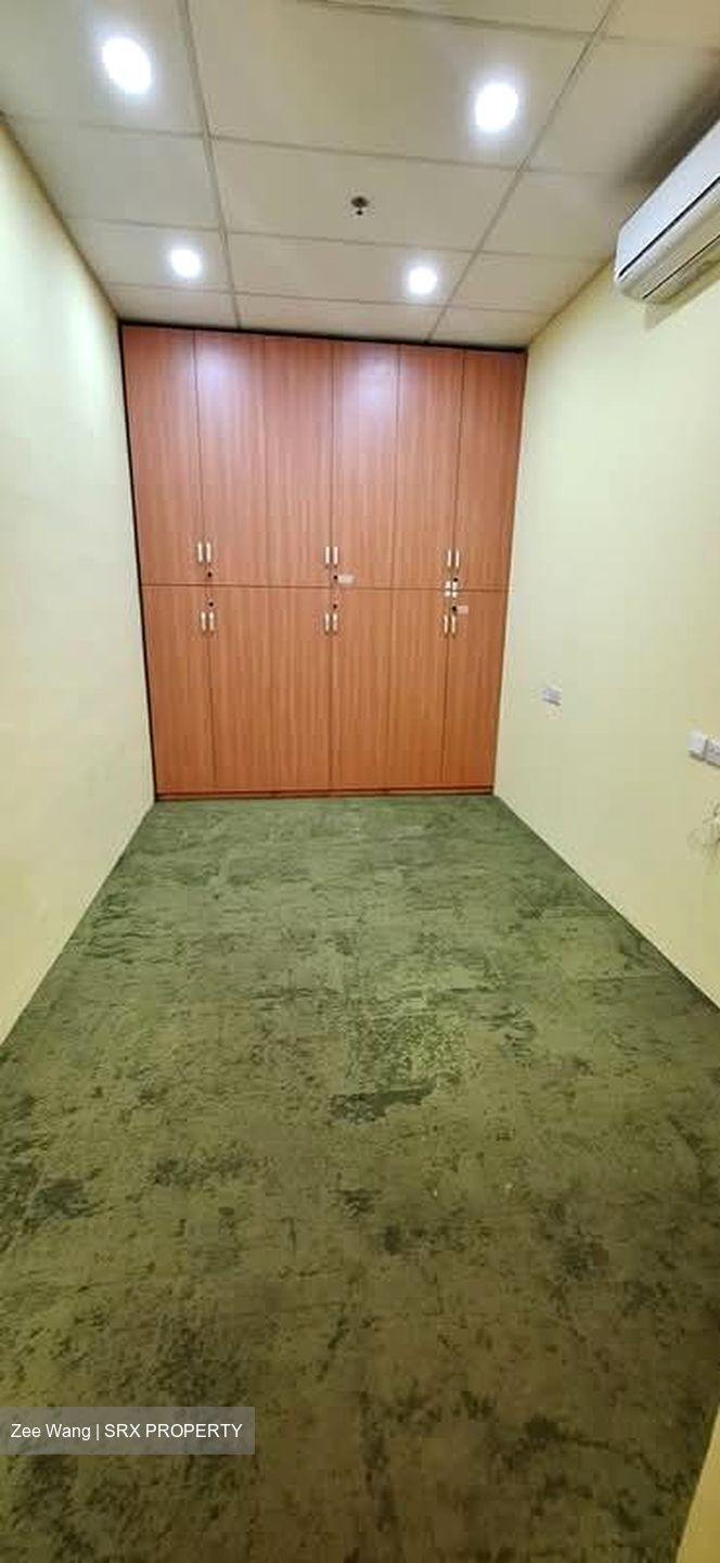 Tradehub 21 (D22), Factory #588620341